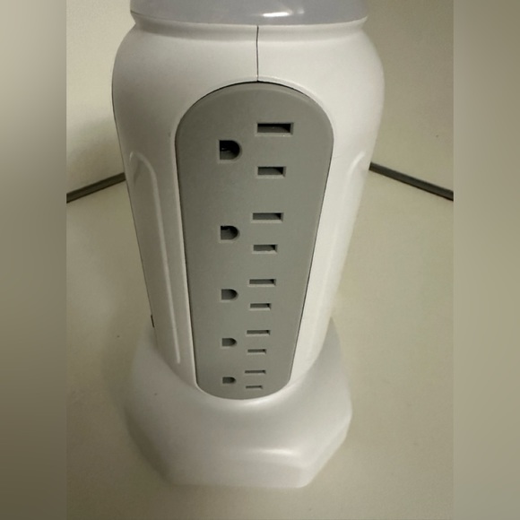 Power Strip TowerSurge Protector - Picture 5 of 11